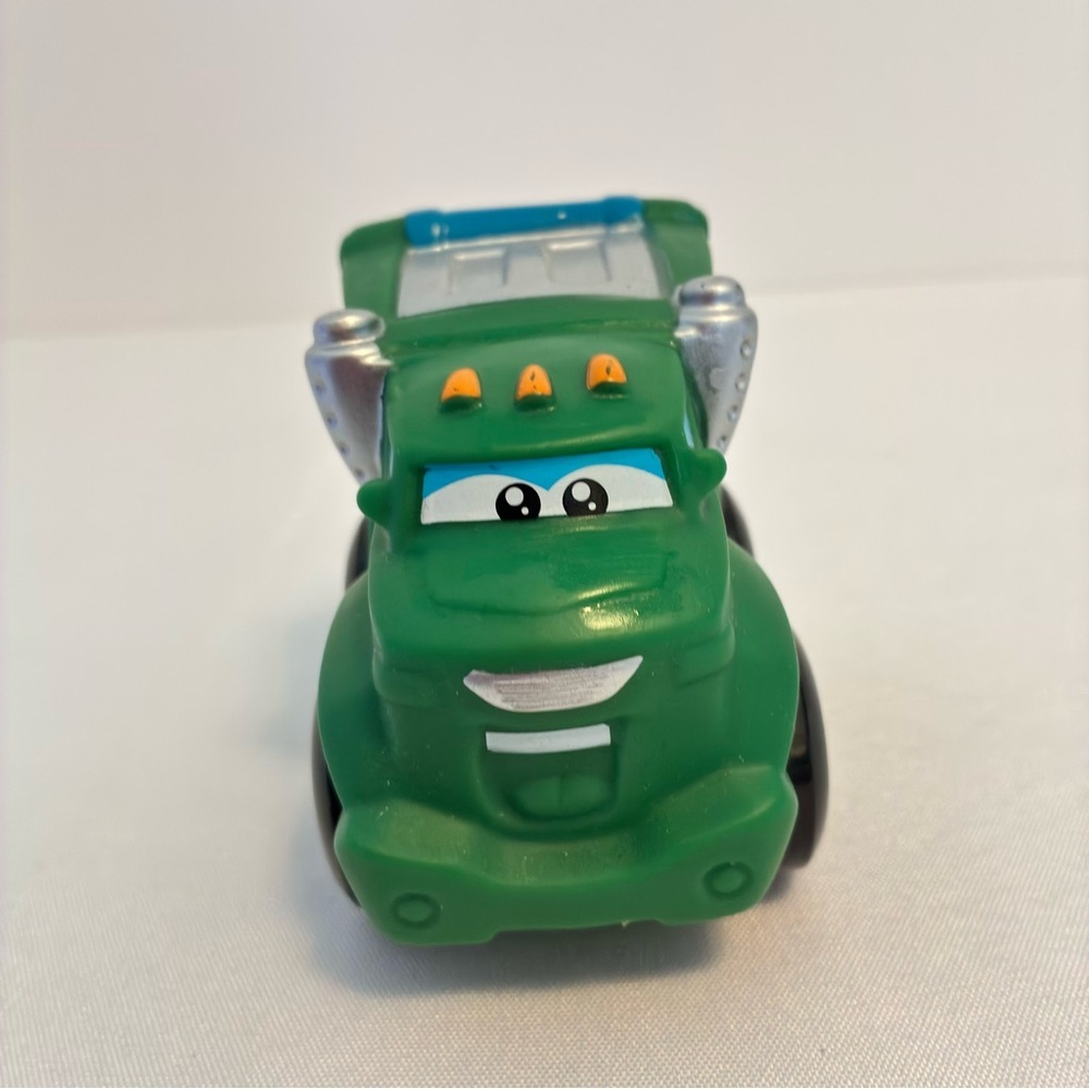 Tonka Hasbro Chuck & Friends Rowdy the Garbage Truck